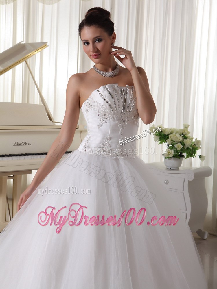 Beading and Bowknot Decorate Sweep Train Tulle Wedding Dresses