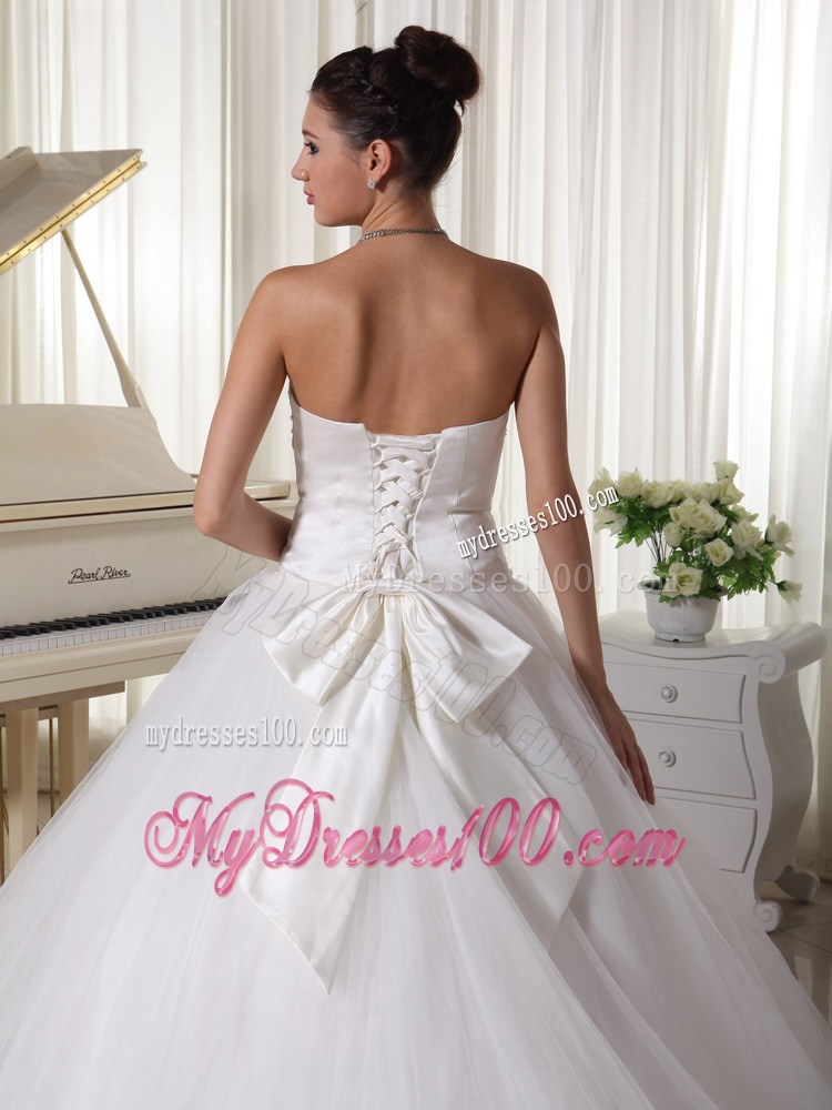 Beading and Bowknot Decorate Sweep Train Tulle Wedding Dresses