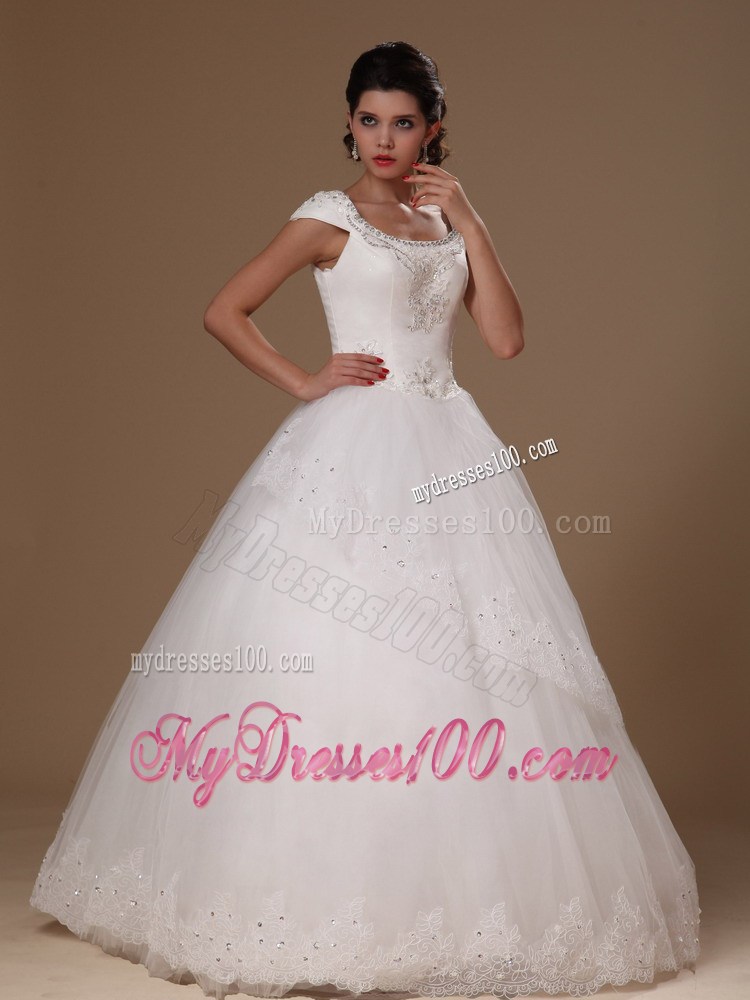 Appliques and Short Sleeves Floor-length Tulle Wedding Dresses