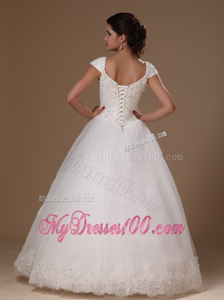 Appliques and Short Sleeves Floor-length Tulle Wedding Dresses