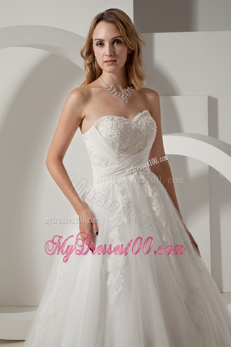Strapless Sweetheart Court Train Lace-up Appliqued Wedding Dresses