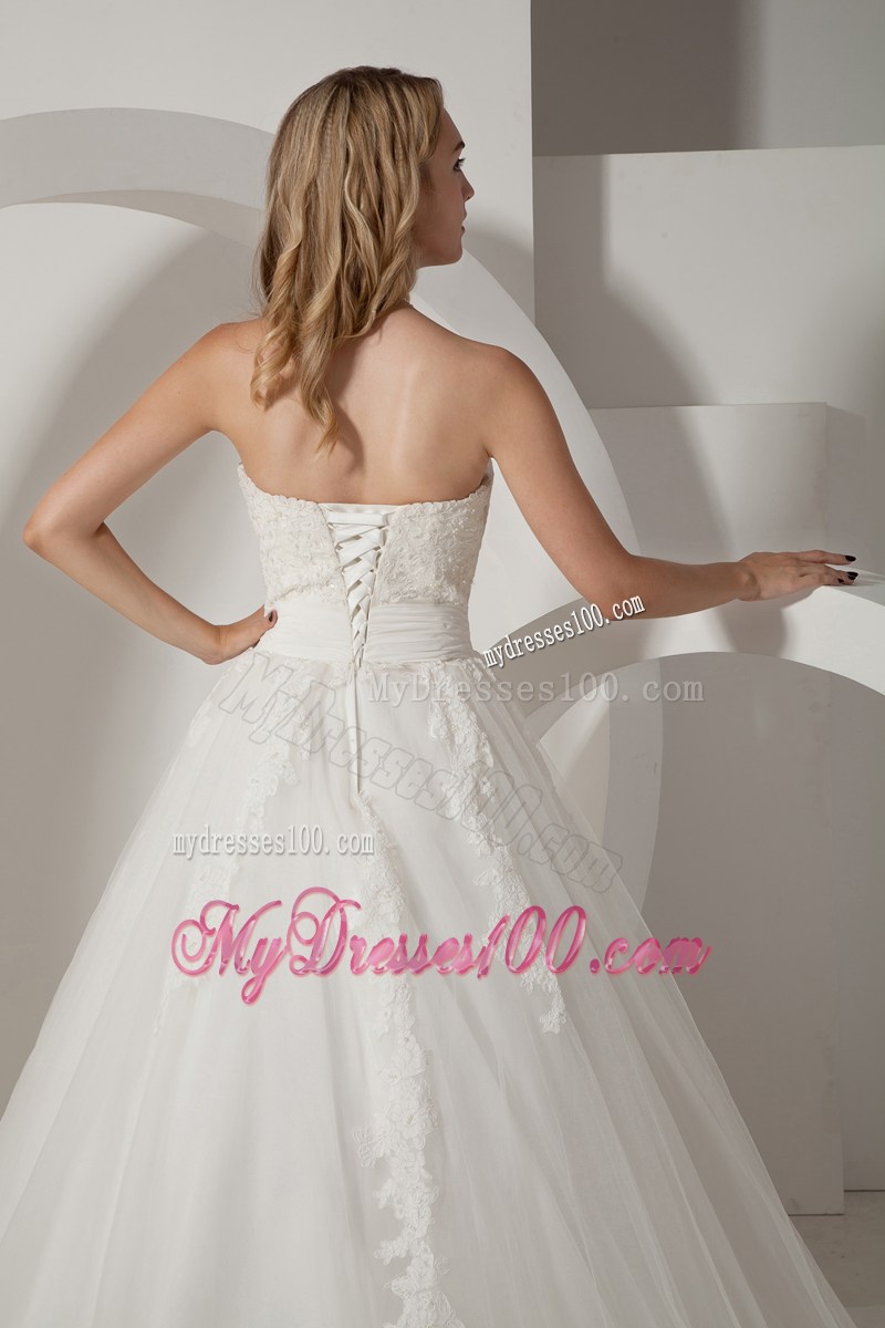Strapless Sweetheart Court Train Lace-up Appliqued Wedding Dresses