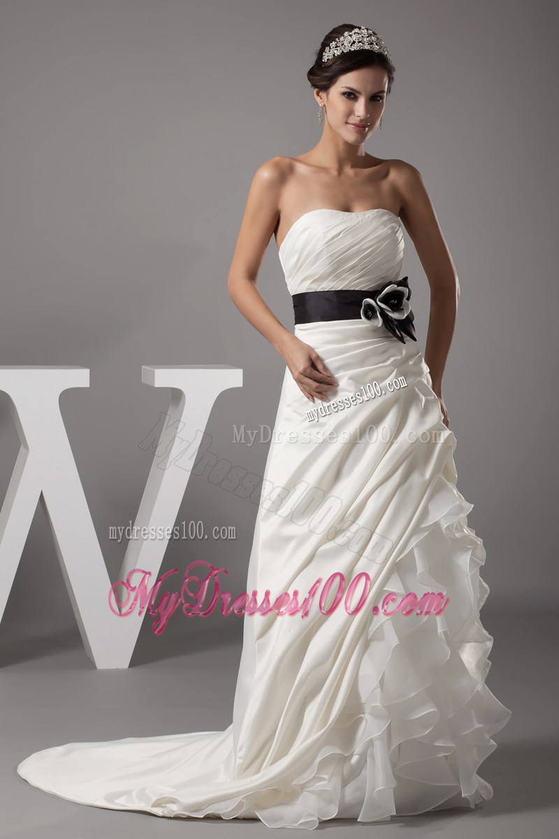 White Ruffles Sweep Train Wedding Gowns with Black Handle Flowers Sash