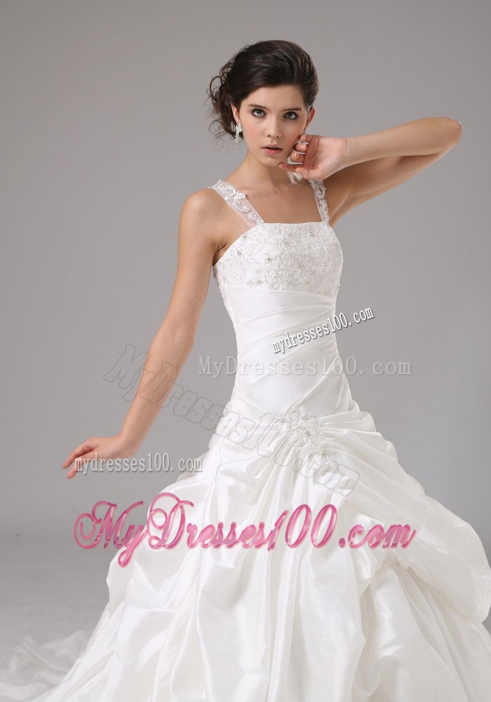 Straps Princess Brush Wedding Dress with Embroidery and Pick-ups