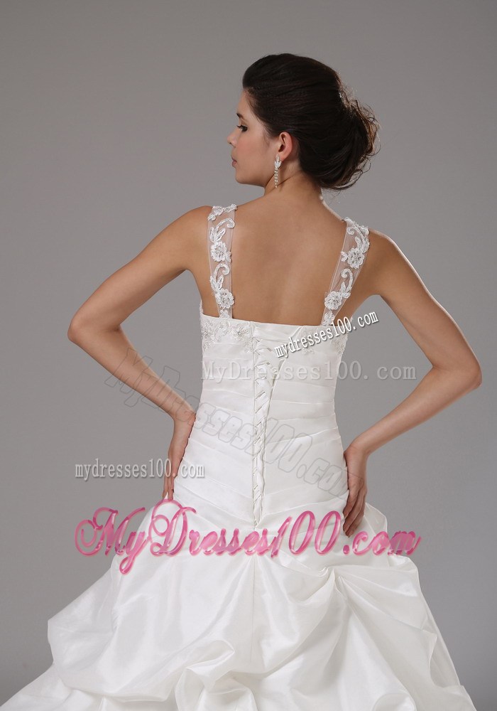 Straps Princess Brush Wedding Dress with Embroidery and Pick-ups