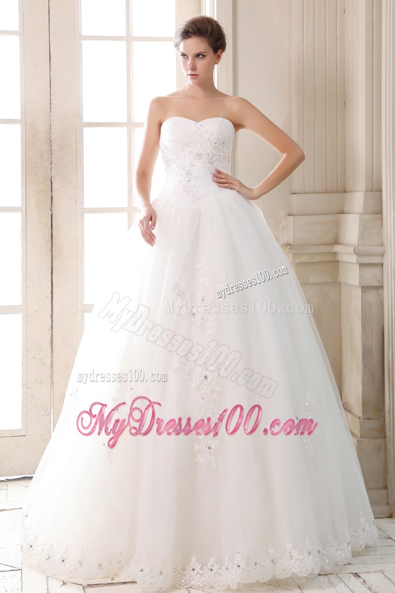 Diamonds and Appliques Decorated Wedding Gown with Lace hemline