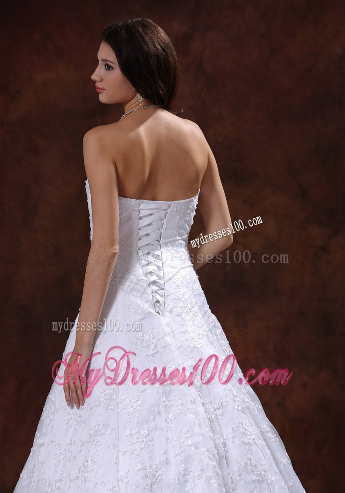 Wonderful Strapless Lace White Wedding Gown Court Train