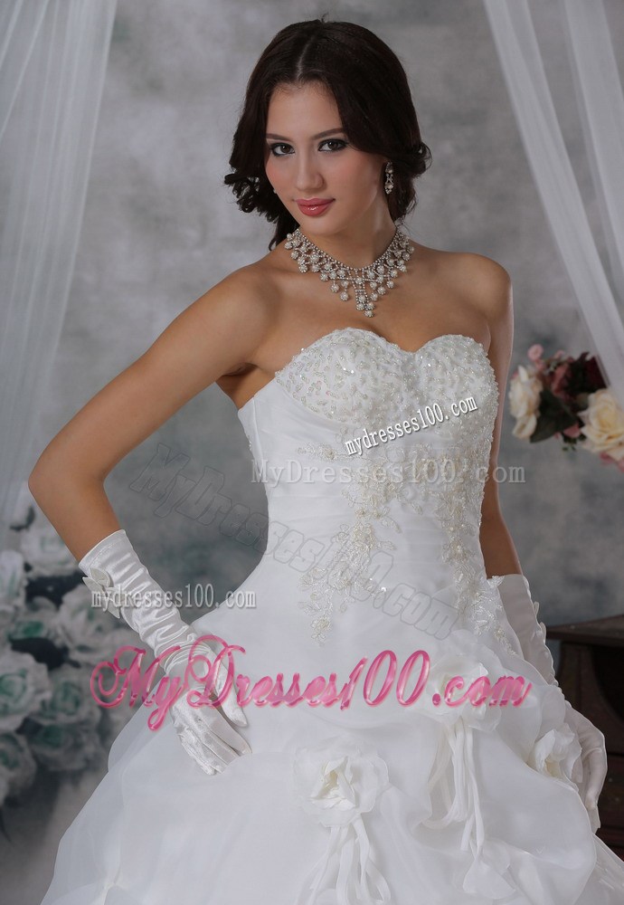 Pick-ups Handmade Flower Appliques Strapless White Bridal Gown
