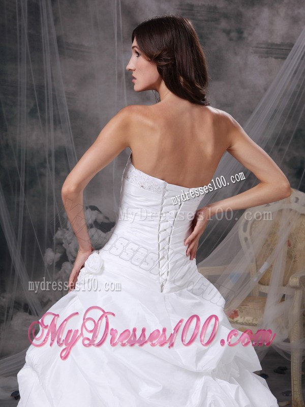 Pick-ups and Appliques Court Train Bridal Gown with Hand-Made Flowers