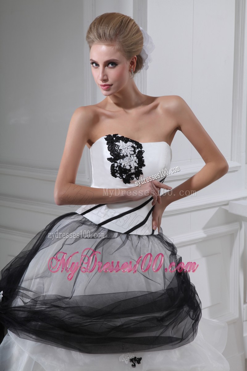 Black and White Chapel Train Bridal Gowns with Tulle Ruffles and Beaded Appliques