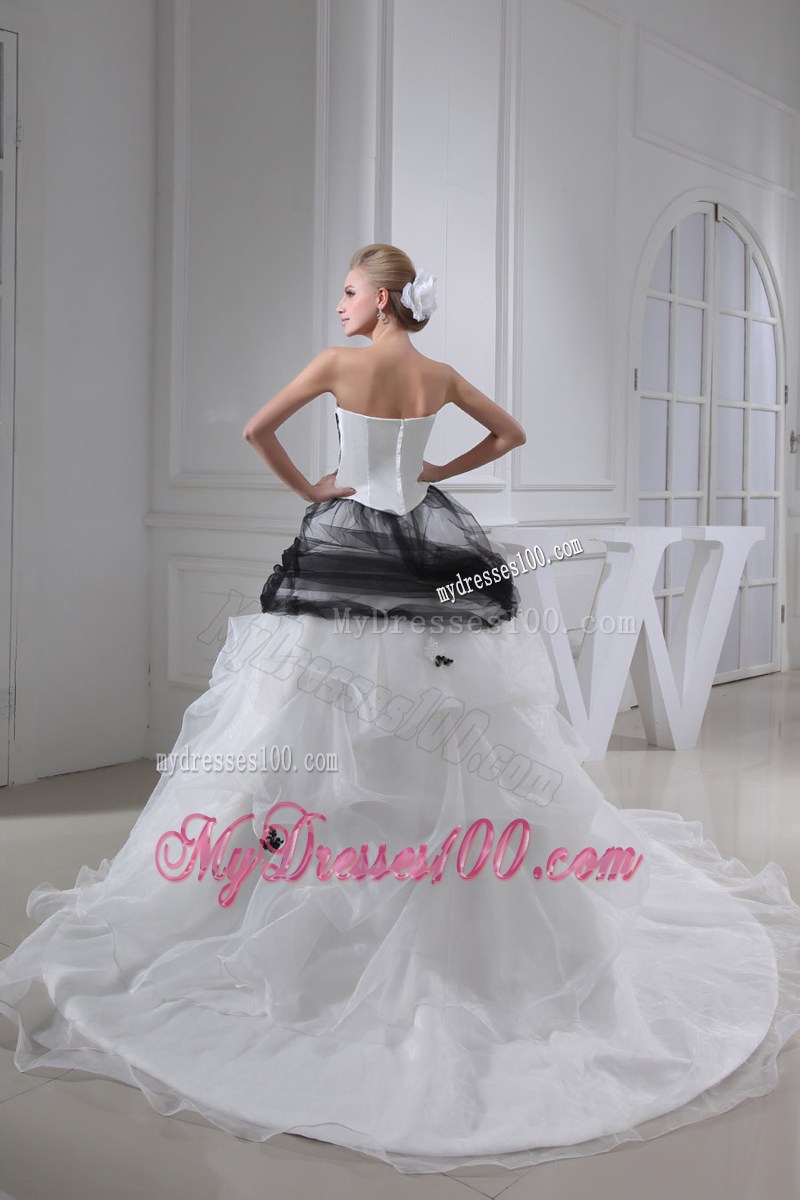 Black and White Chapel Train Bridal Gowns with Tulle Ruffles and Beaded Appliques