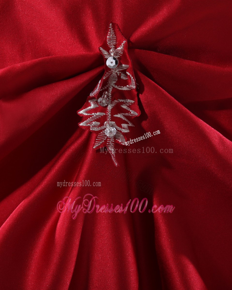 Red Embroideries and Beadings Decorated Wedding Gowns with Court Train