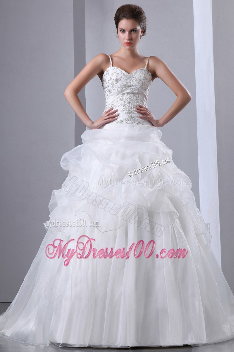 Embroidered Chapel Train Dresses for the Bride with Spaghetti Straps