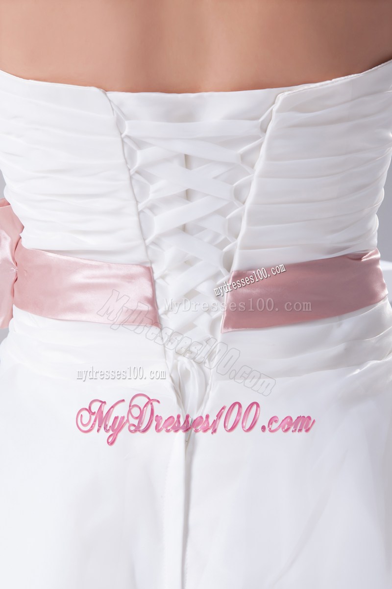 Beading and Ruffles Sweep Train Wedding Bridal Gowns in White with Pink Bowknot
