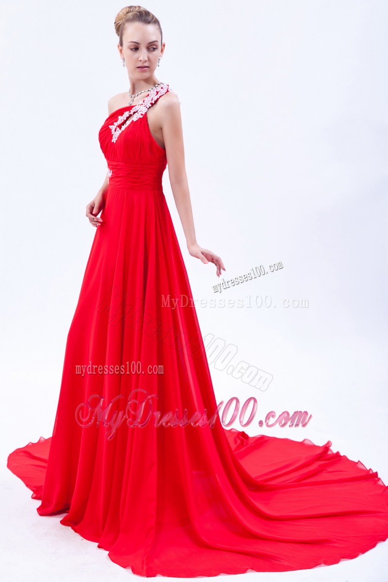 Court Train Red Chiffon Prom Dresses with Appliques Accent on One Shoulder