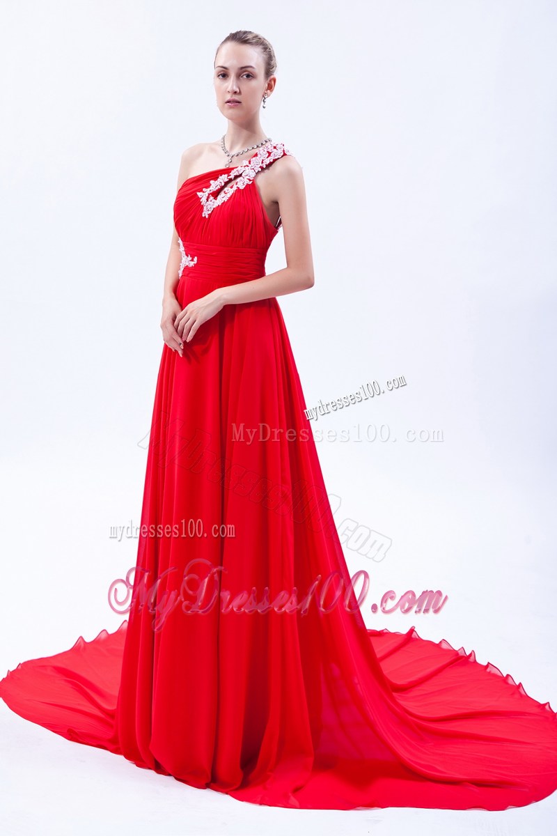 Court Train Red Chiffon Prom Dresses with Appliques Accent on One Shoulder