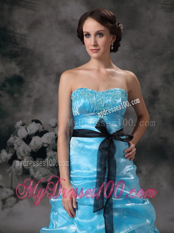Pick-ups and Black Sash Decorate Floor-length A-line Prom Gown in Aqua Blue