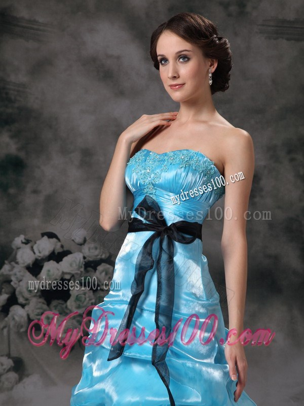Pick-ups and Black Sash Decorate Floor-length A-line Prom Gown in Aqua Blue