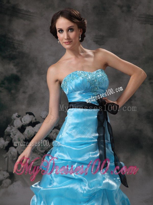 Pick-ups and Black Sash Decorate Floor-length A-line Prom Gown in Aqua Blue