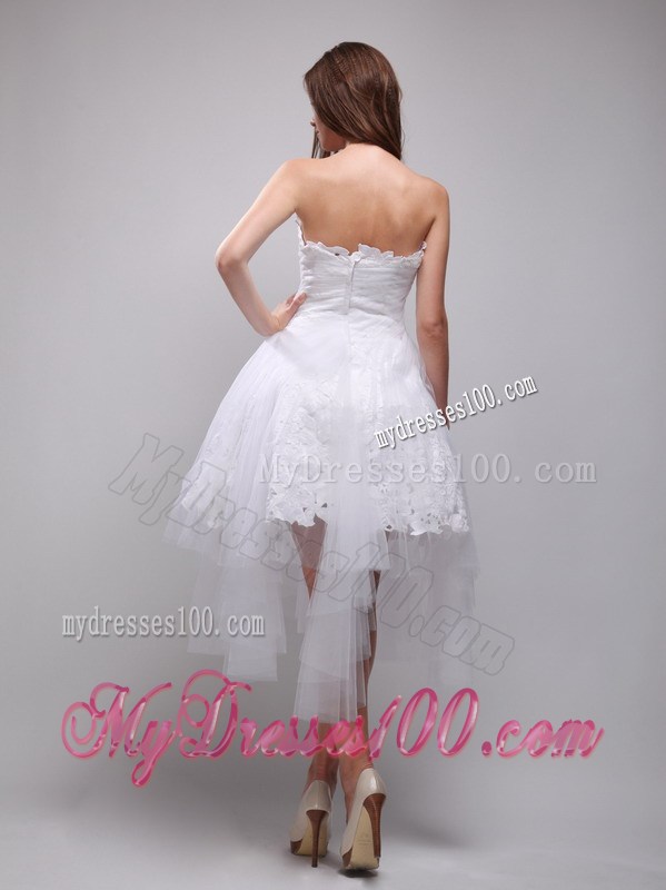 White A-Line / Princess Strapless Knee-length Lace and Tulle Ruch Prom / Homecoming Dress