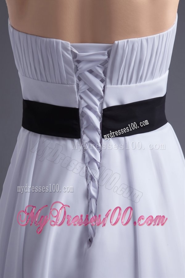 Elegant Empire Sash Knee-length White Chiffon Evening Dress with Strapless