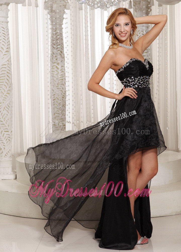 Beaded Sweetheart and Waist Black Chiffon Dresses for Prom of High-low