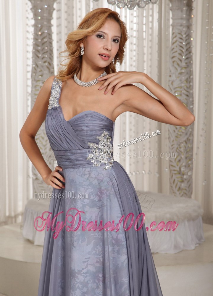 one Shoulder Ruched and Pleated Grey Chiffon Brush Train Prom Gown with Print