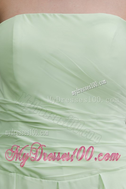 Ruches and Pleats Decorate on Court Train Prom Gowns in Apple Green