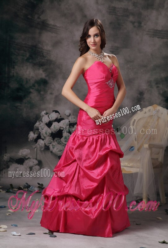 Appliques and Pick-ups Decorate on Hot Pink Prom Gown of Floor-length