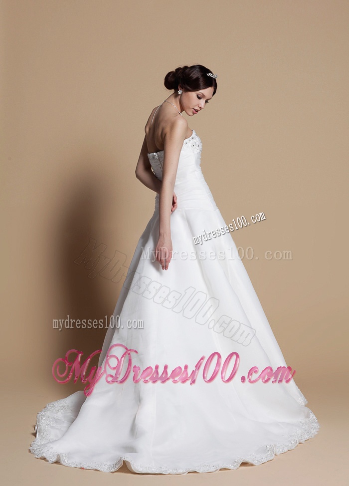 2016 A Line Wedding Dresses with Beading and Appliques