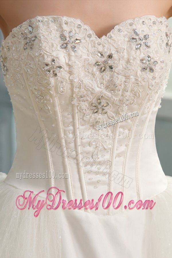 A-Line Sweetheart Taffeta and Tulle Appliques Lace Wedding Dress