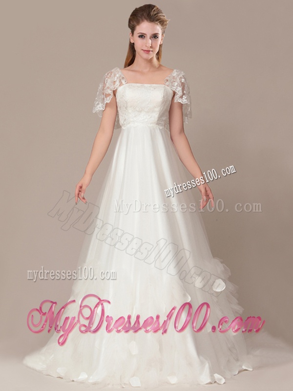 Beautiful Square Laced and Applique 2016 Wedding Dresses with Brush Train