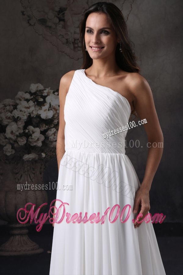 Empire One Shoulder Chiffon Ruching Side Zipper Wedding Dress with Court Train