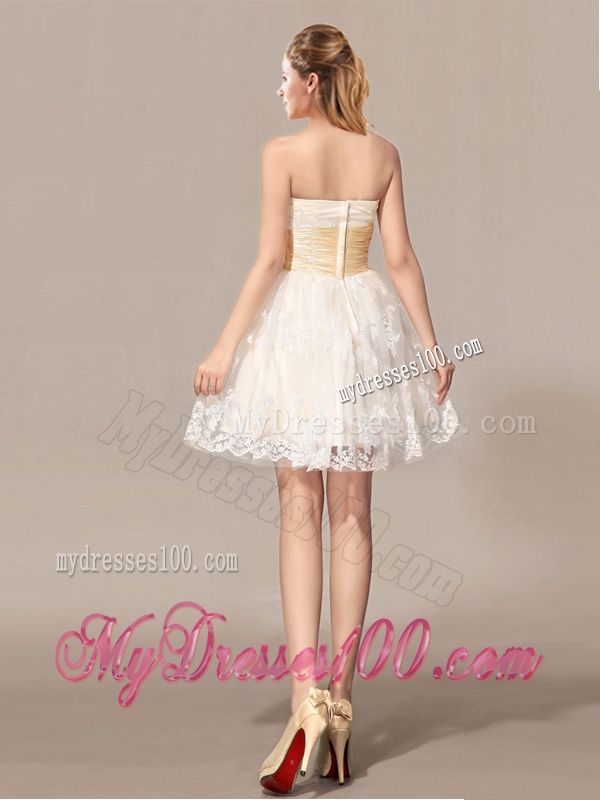 Pretty Chamagne Mini Length Wedding Dresses with Bowknot and Embroidery