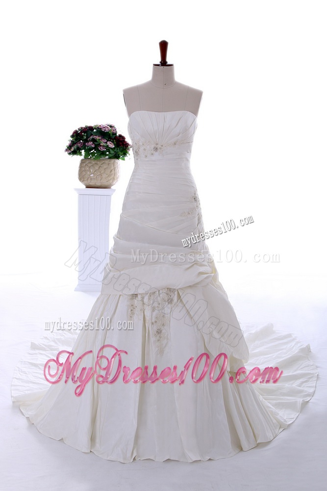 Remarkable 2016 Beading and Appliques Court Train Wedding Dress