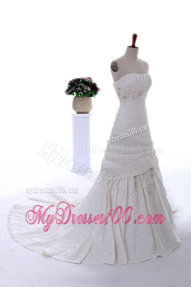 Remarkable 2016 Beading and Appliques Court Train Wedding Dress