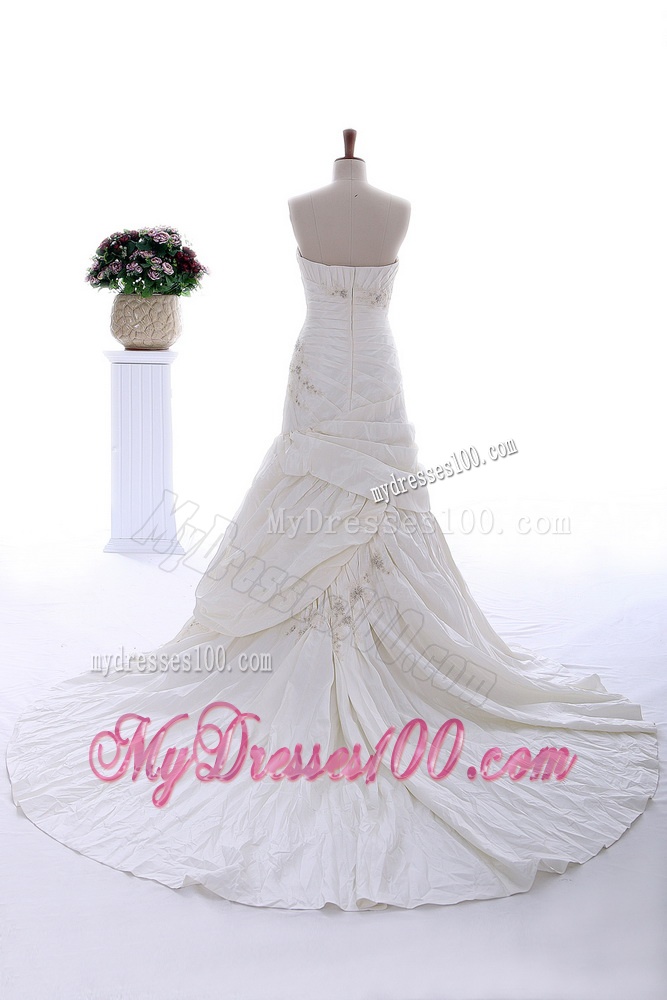 Remarkable 2016 Beading and Appliques Court Train Wedding Dress