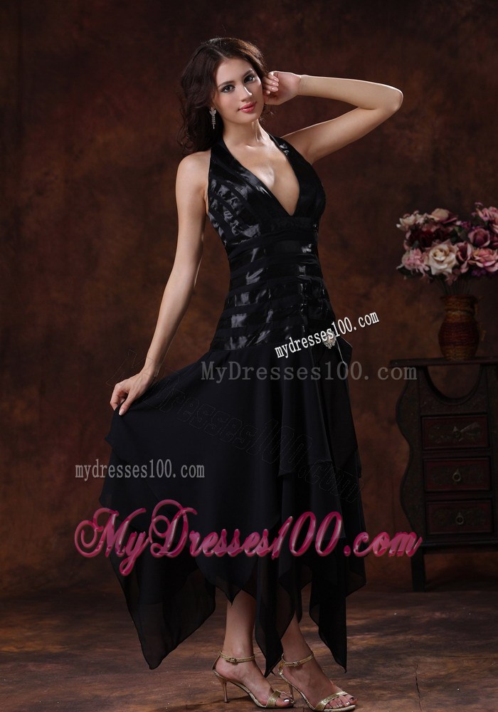 Sexy Asymmetrical Short Clearance Little Black Dresses With Halter