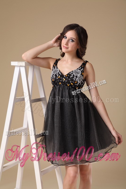 Cute Straps Beading Mini-length Little Black Dress for Evening Party