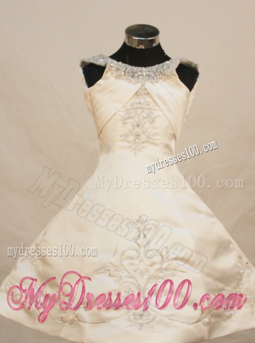 Pretty Princess Scoop Neckline With Ivory Embroidery Decorate On Satin Flower Girl Pageant Dress
