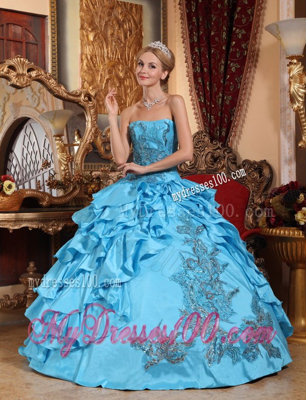 Popular Taffeta Ball Gown Dresses for Quinceanera with Appliques