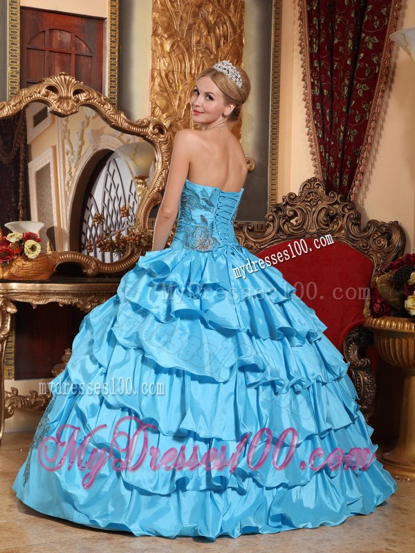 Popular Taffeta Ball Gown Dresses for Quinceanera with Appliques