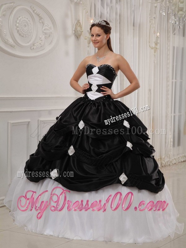 Black and White Sweetheart Floor-length Taffeta Quince Dress