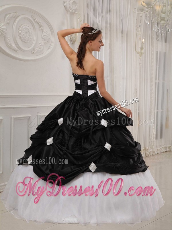 Black and White Sweetheart Floor-length Taffeta Quince Dress