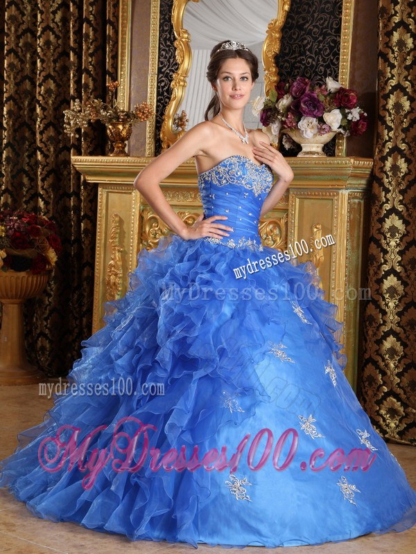 Blue Puffy Ball Gown Quince Dresses with Beautiful Embroidery
