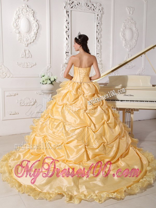 Pretty Chapel Train Taffeta Beading Ruched Quince Dresses