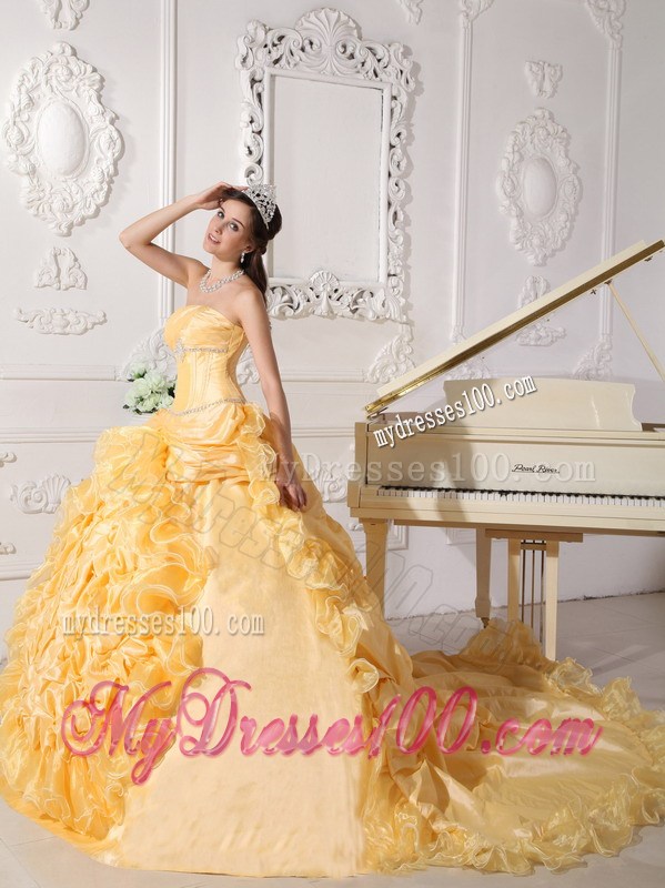 Pretty Chapel Train Taffeta Beading Ruched Quince Dresses
