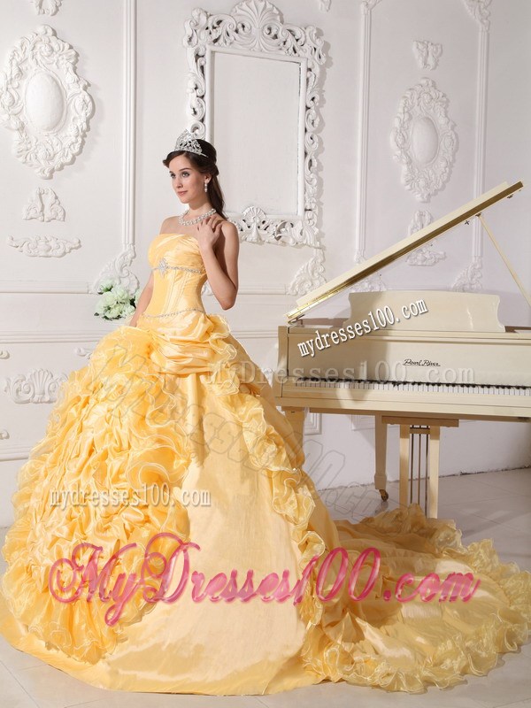 Pretty Chapel Train Taffeta Beading Ruched Quince Dresses