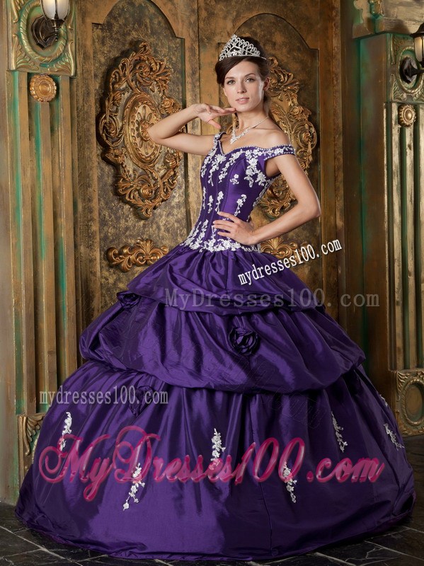 Off the Shoulder Purple Ruffles Quince Dresses with Embroidery