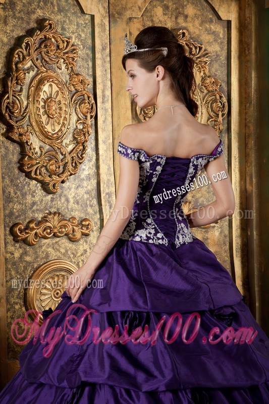 Off the Shoulder Purple Ruffles Quince Dresses with Embroidery